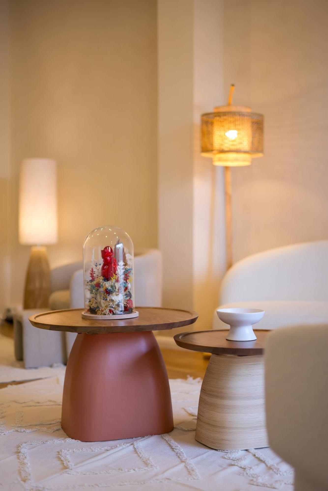 Hotel Mediterranee Калви Екстериор снимка